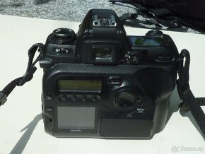 Digitálna zrkadlovka FUJI Finepix S2 Pro - NIKON F bajonet - 4