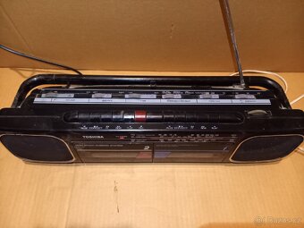 Toshiba rádio jezevčík - 4