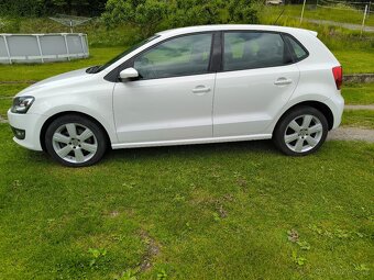 VW Polo 1.2TSI 77kW Výhřev, Digi klima, Xenony - 4