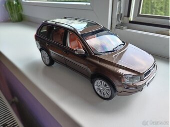 Model 1:18 - 4