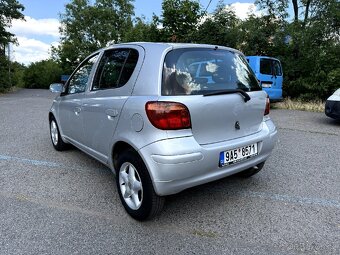 Toyota Yaris 1.3i 64kw AUTOMAT KLIMA - 4