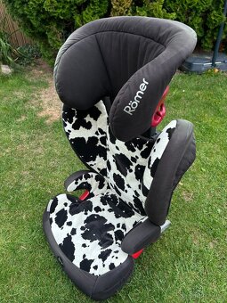 autosedačka/podsedák Britax Römer KIDFIX - 4