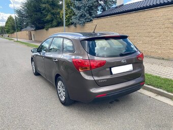 KIA Ceed 1.4 (benzín), 68 tis. km, 2018, servisní knížka - 4