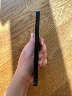 📱 iPhone 13 – 128 GB, černý – velmi dobrý stav - 4