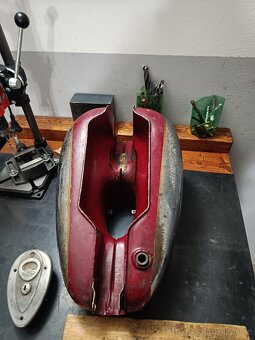 Nádrž Jawa 250 350 - 4