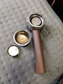 Kávovar DeLonghi - 4