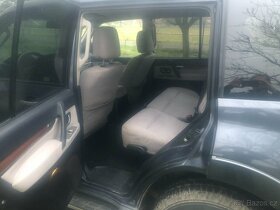 Mitsubishi Pajero-Montero - 4