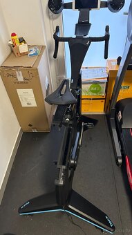 trenažér Tacx® NEO Bike - 4