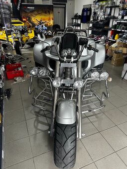 REZERVACE Rewaco RF1 GT - 4