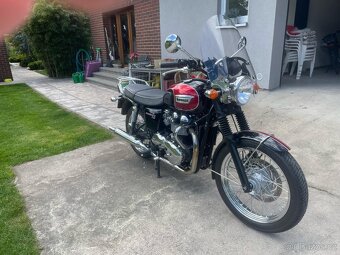 Triumph Bonneville T100 - 4