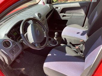Ford Fusion - 4