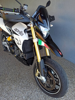 Aprilia Dorsoduro 1200 R.V.2011 - 4