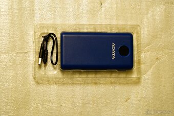 Powerbanka Adata 20 000mAh - 4