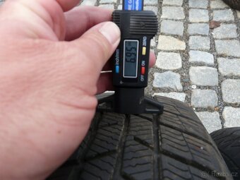 ZIMNÍ PNEU + DISKY ŠKODA VW SEAT 175/80R14 - 4