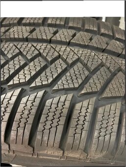 Alu kola + Pneu orig. zimní KIA STINGER 18" 225/45 - 4