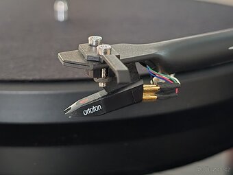 Gramofon Debut RecordMaster II Piano + OM5e - 4