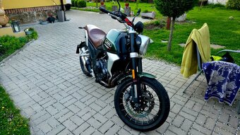 RVM 500 JAWA Scrambler - 4