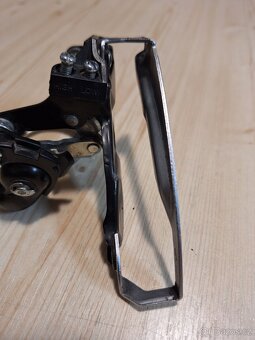 Presmykac Shimano Tourney FD-TY50 - 4