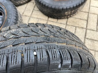 4x plechové disky 5x100 R14, zimní pneu - 4