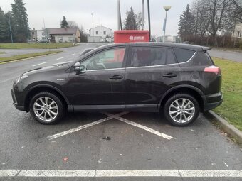 Toyota RAV4 Hybrid - 4