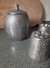 Doza a dva svicny - 4