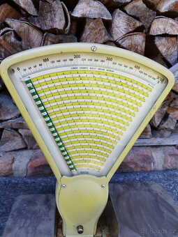 P: Stará váha Tonava- potravinářská atd. - 4