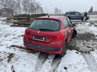 Peugeot 207 - 4