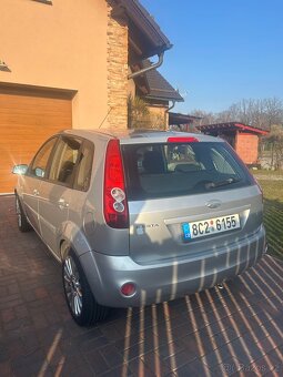 Ford fiesta 2007 - 4