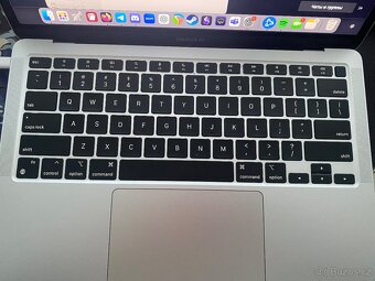 Prodám MacBook Air M1 (2020) - 4