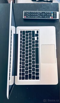 Macbook (13,3 Inch (1280 x800) - 4
