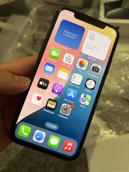 iPhone 11 PRO 64Gb v hezkém stavu - 4