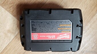 Milwaukee M18 - baterie 1.5Ah M18 (nova) - 4