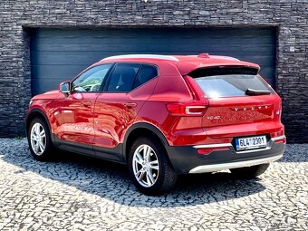 Volvo XC40 2.0 B3, CZ, záruka do 8/2027 - 4