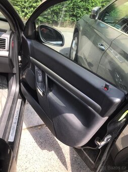 Opel Signum 2005, 1.9 TDI, Nefunguje Automat . - 4
