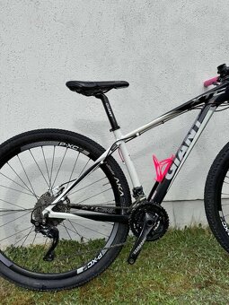 Horské kolo Giant XTC - 4