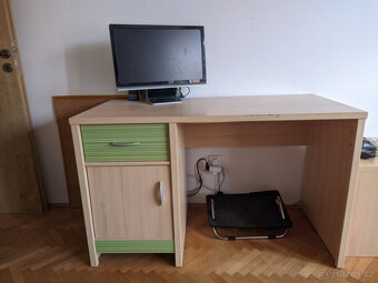 Dětský pokoj nábytek, dvě barevné sestavy - 4