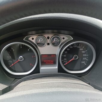 Ford Kuga - 4
