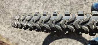 Prodám pláště na horské kolo. - 4