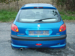 PEUGEOT 206 HATCHBACK 1.4i 8V KFW 55kW rv 2004 Facelift - 4