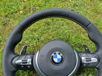 Volant BMW koženy s trikolorou a airbagom - 4