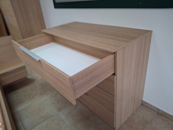 Postel se skříní a komodou - 4