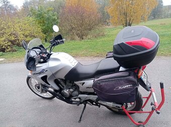 Honda XL650V Transalp (2002) - 4