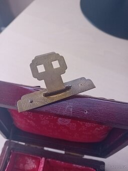 Drevena truhlicka, - 4