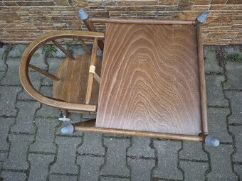 Dětská dřevěná jídelní židlička - 4