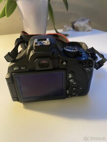 Digitální zrcadlovka Canon EOS 600D + 18-55 EF-S IS II - 4