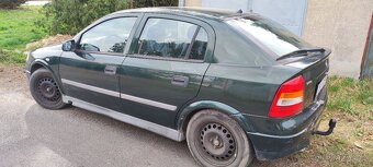 Prodám Opel Astra G  Obsah 14.16.V ,66 KW . Benzín - 4