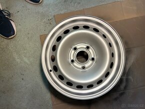 RENAULT 6,5J 15, 5x114,3 ET 43, průměr 66 - 4