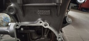 Motor Honda Hornet 900 - 4