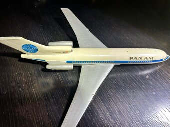 Prodám Letadlo PAN AM - 4