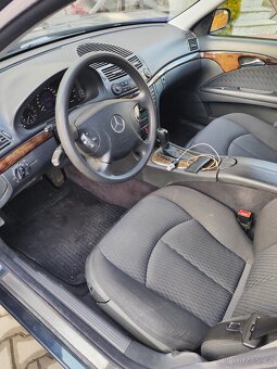 E 220 CDI    w211 - 4
